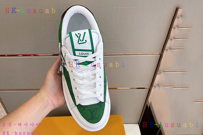 NEW 루이비통 스니커즈 신상 LV 922242