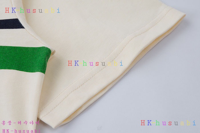 NEW 구찌 반팔티 신상 G 888703