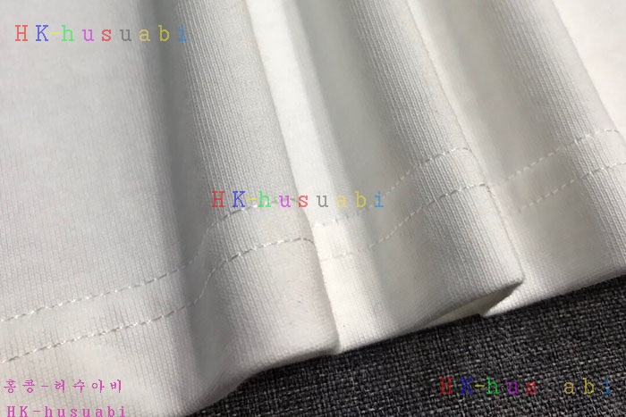 NEW 루이비통 반팔티 신상 LV 4488538