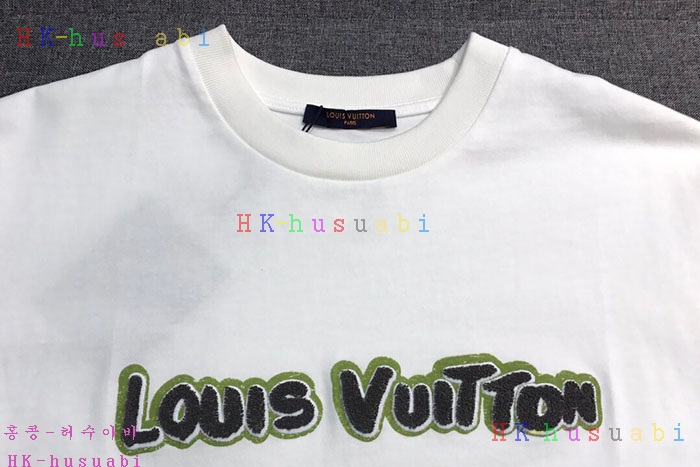 NEW 루이비통 반팔티 신상 LV 4488538