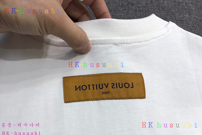 NEW 루이비통 반팔티 신상 LV 4488538