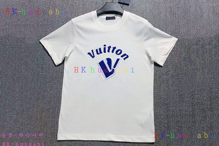 NEW 루이비통 반팔티 신상 LV 4488540