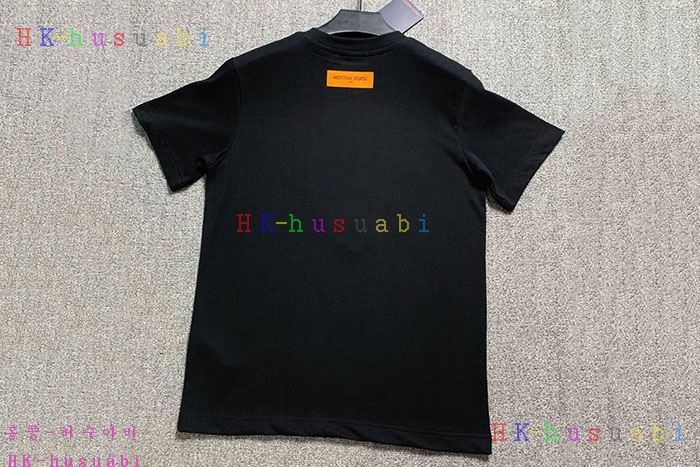 NEW 루이비통 반팔티 신상 LV 4488541