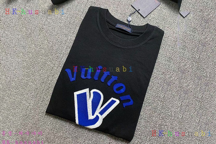 NEW 루이비통 반팔티 신상 LV 4488541