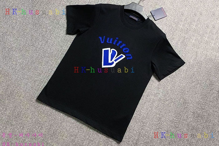 NEW 루이비통 반팔티 신상 LV 4488541