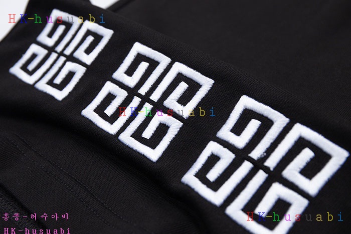 NEW 지방시 반바지 신상 GU 555206