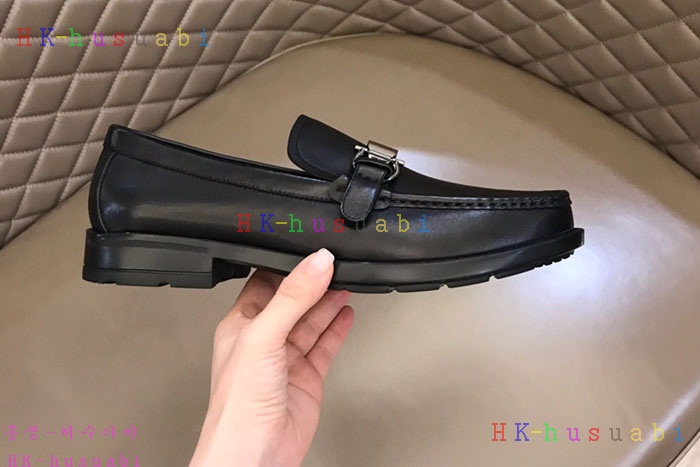 NEW 페라가모 신발 신상 F 525220