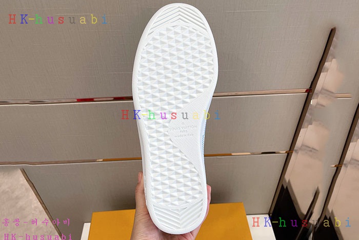NEW 루이비통 스니커즈 신상 LV 285611