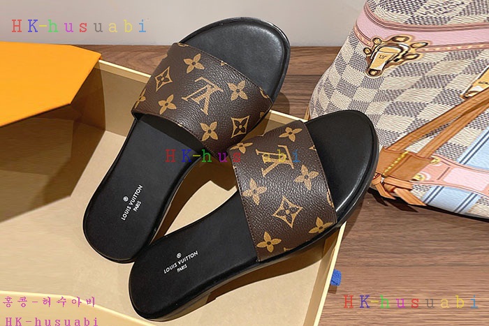 NEW 루이비통 샌들 신상 LV 3056004