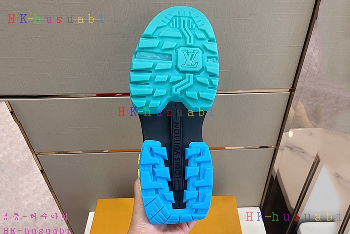 NEW 루이비통 스니커즈 신상 LV 288122