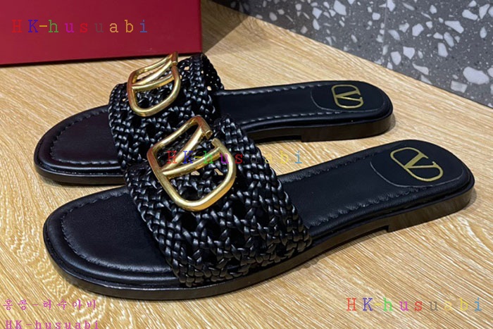 NEW 발렌티노 샌들 신상 V 1010910