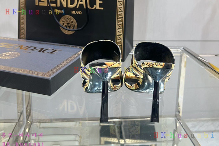 NEW 베르사체 신발 신상 V 8574426