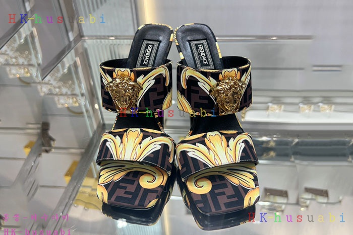 NEW 베르사체 신발 신상 V 8574426