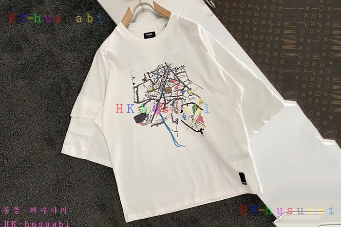 NEW 펜디 반팔티 신상 FD 142500