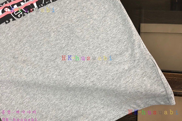 NEW 스톤 아일랜드 반팔티 신상 ST 2010202