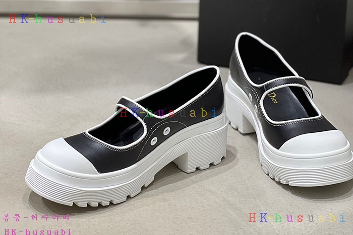 NEW 디올 신발 신상 DR 2220402