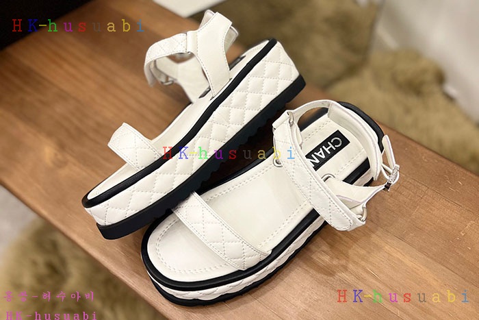 NEW 샤넬 샌들 신상 C 525705