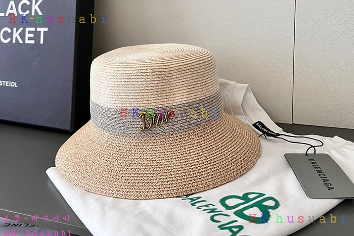 NEW 디올 모자 신상 DR 8544402