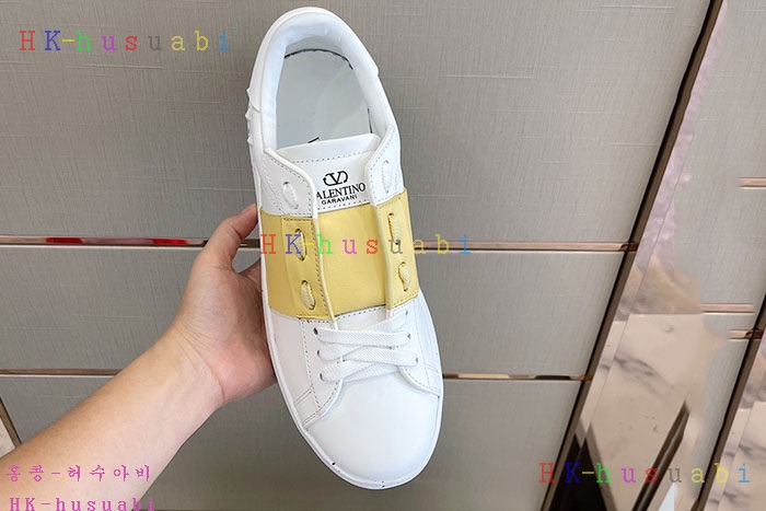 NEW 발렌티노 스니커즈 신상 V 534413