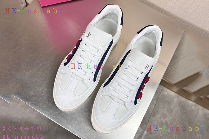 NEW 페라가모 스니커즈 신상 F 635011