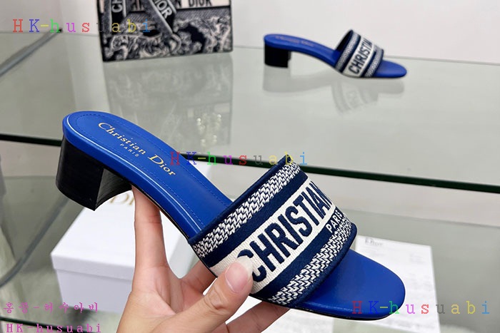 NEW 디올 샌들 신상 DR 677410