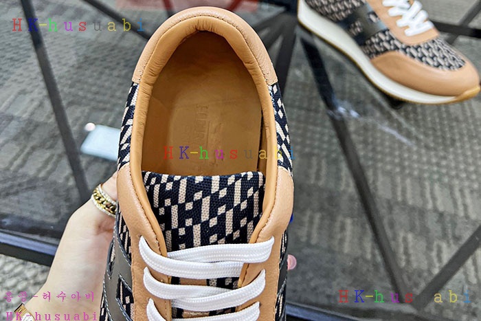 NEW 에르메스 스니커즈 신상 H 882503