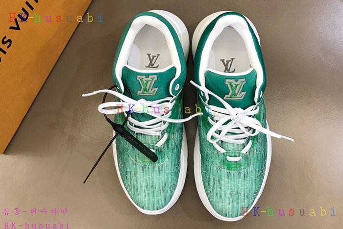 NEW 루이비통 스니커즈 신상 LV 462401