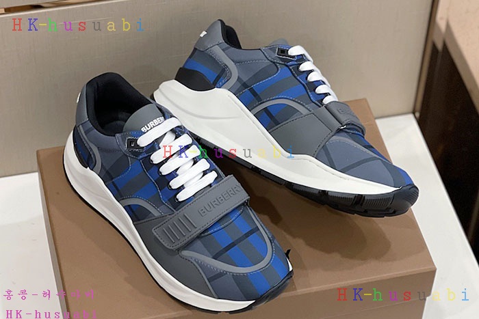 NEW 버버리 스니커즈 신상 B 666622