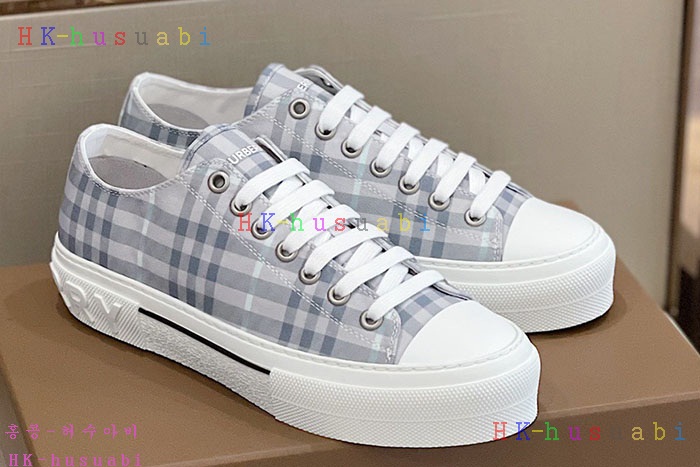 NEW 버버리 스니커즈 신상 B 655213