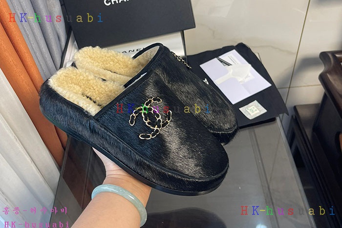 NEW 샤넬 신발 신상 C 682321