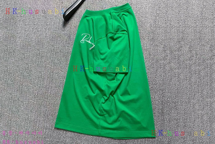 NEW 버버리 반팔티 신상  B 922305