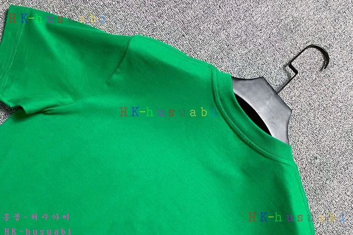 NEW 버버리 반팔티 신상  B 922305