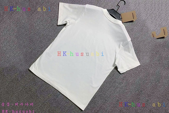 NEW 버버리 반팔티 신상  B 922306