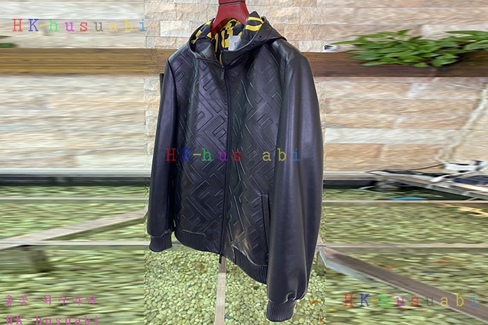 NEW 펜디 가죽 자켓 신상 F 924402