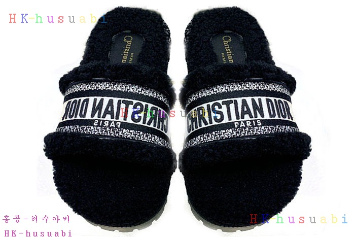 NEW 디올 신발 신상 DR 824551