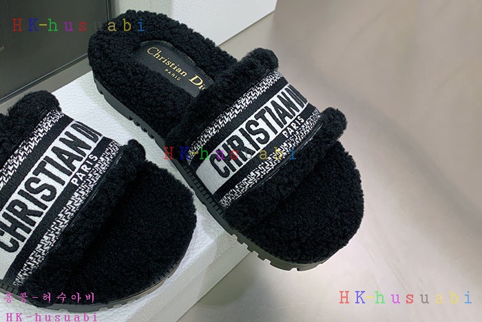 NEW 디올 신발 신상 DR 824551