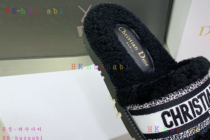 NEW 디올 신발 신상 DR 824551