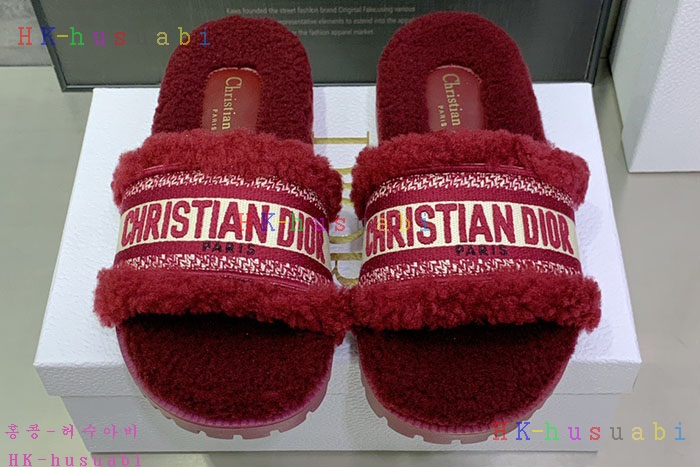 NEW 디올 신발 신상 DR 824553