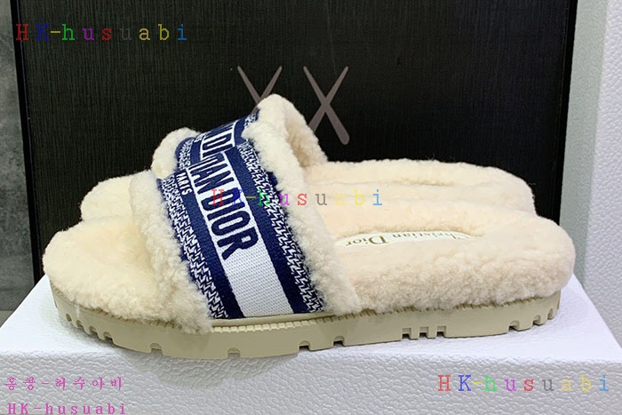 NEW 디올 신발 신상 DR 824561