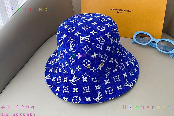 NEW 루이비통 모자 신상 LV 552401