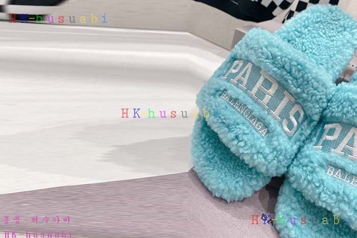 NEW 발렌시아가 신발 신상 B 924020
