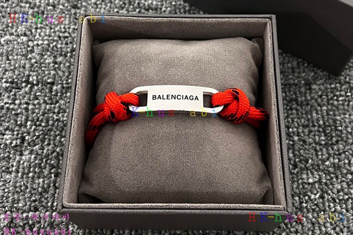 NEW 발렌시아가 팔찌 신상 B 844141