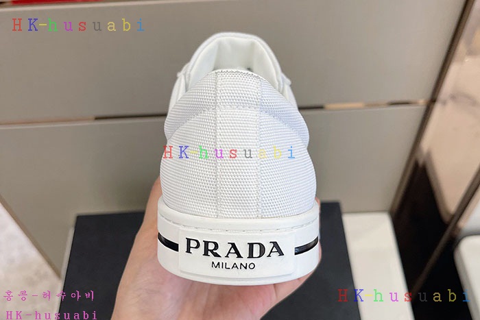 NEW 프라다 스니커즈 신상 P 8854110