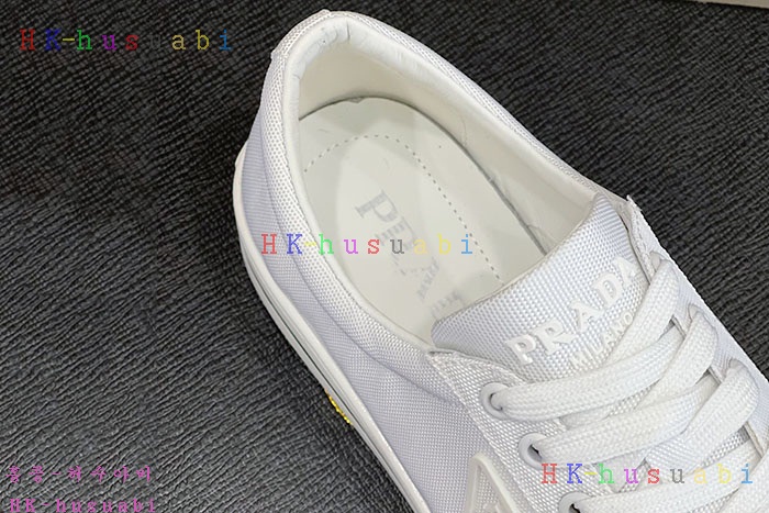 NEW 프라다 스니커즈 신상 P 8854110