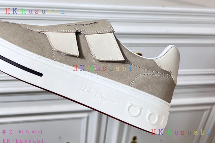 NEW 페라가모 스니커즈 신상 F 965331