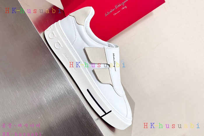 NEW 페라가모 스니커즈 신상 F 965338