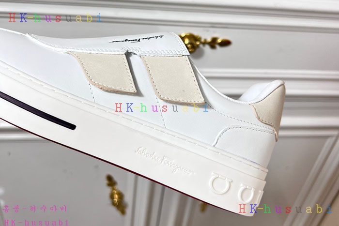 NEW 페라가모 스니커즈 신상 F 965338