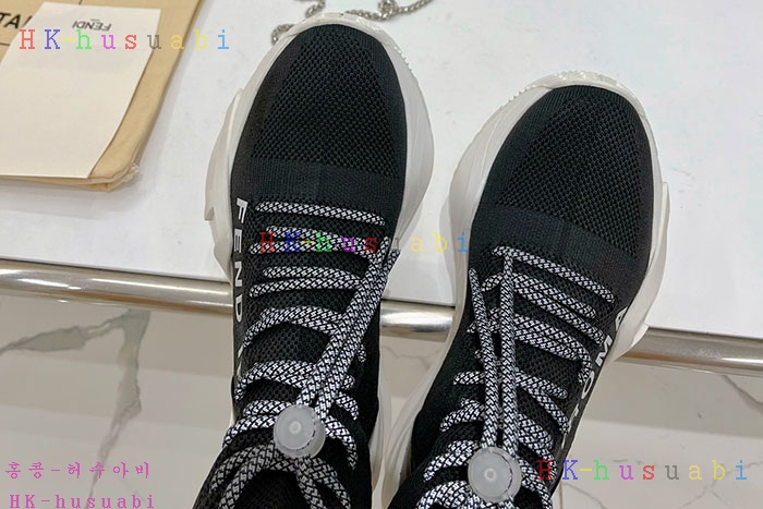 NEW 펜디 신발 신상 FD 3425602