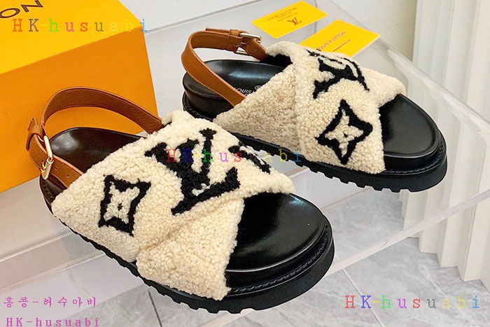 NEW 루이비통 신발 신상 LV 957816