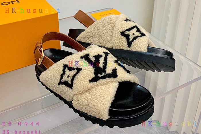 NEW 루이비통 신발 신상 LV 957816